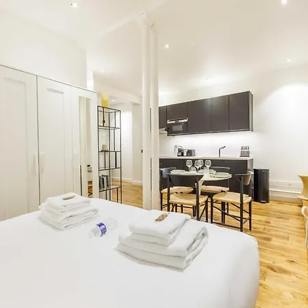 Charming 4p Rue Boetie Paris